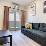 Apartment Campo Hortas Center By Se